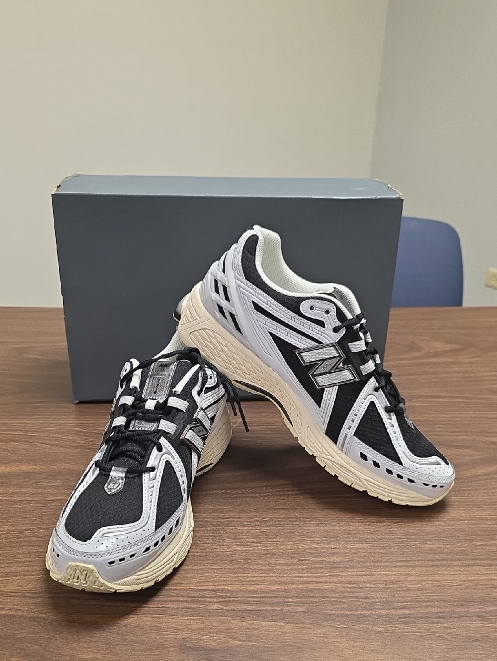 New Balance 1906R White/Black U1906RCI Multiple Sizes New